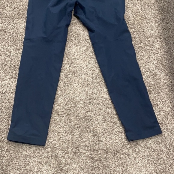 Lululemon  Commission Classic-Fit Pant 29"
Warpstreme Size 32 - Picture 8 of 12